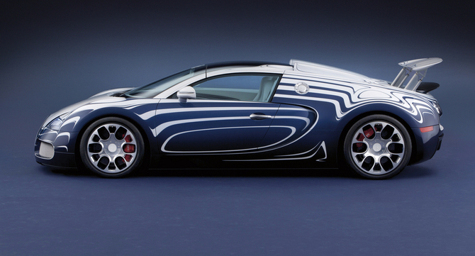 Bugatti reveal porcelain Veyron Bugatti reveal porcelain Veyron