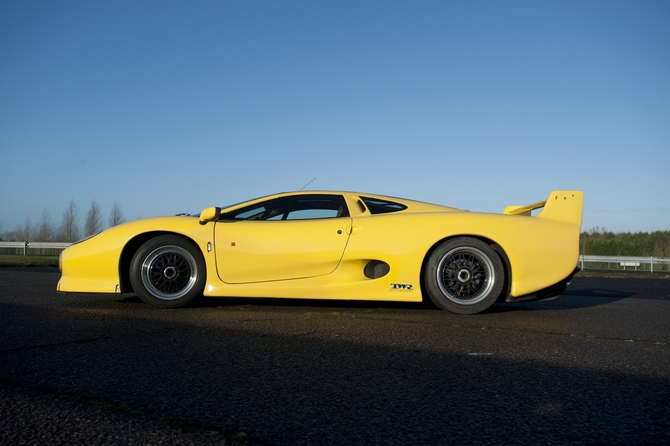 Celebrating 20 Years Since the Jaguar XJ220