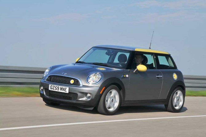 MINI trial Electric Vehicles in the UK MINI trial Electric Vehicles in the UK