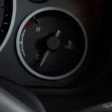 Paddle shifters com detalhe em couro vermelho