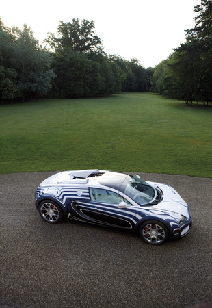 Bugatti reveal porcelain Veyron Bugatti reveal porcelain Veyron