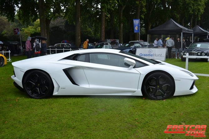 Lamborghini Aventador LP 700-4