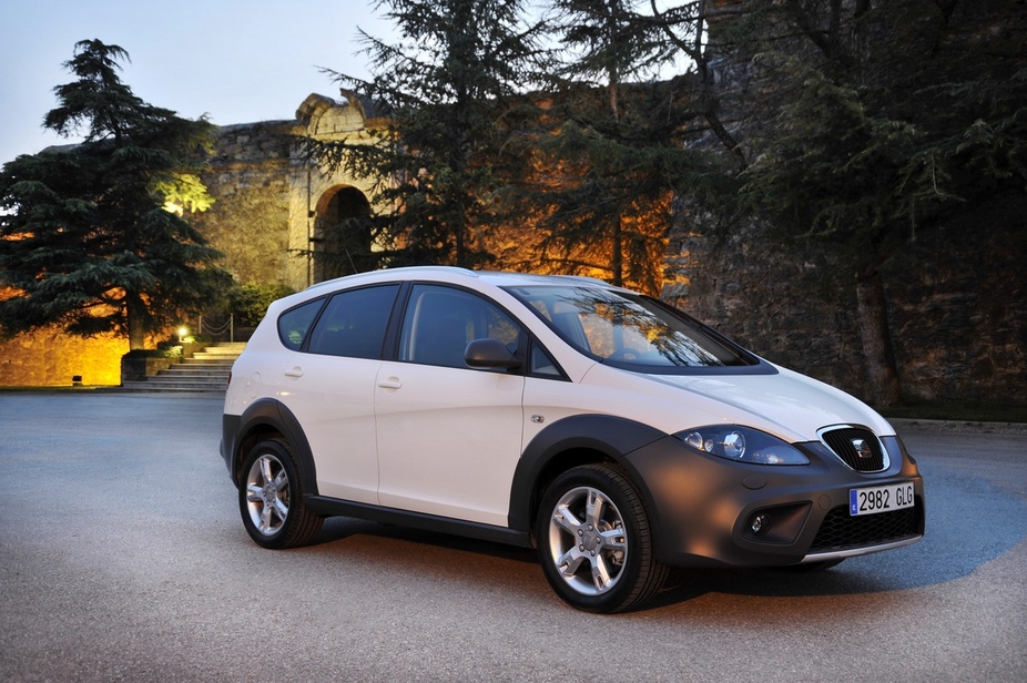 Seat Altea Freetrack 2.0 TDI CR DPF 4 (09)