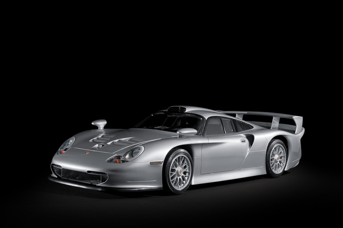 Porsche 911 GT1 Strassenversion