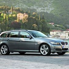 BMW 325i Touring Edition Lifestyle Automatic