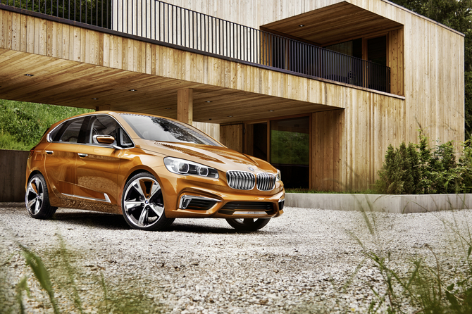 BMW Concept Active Tourer Outdoor