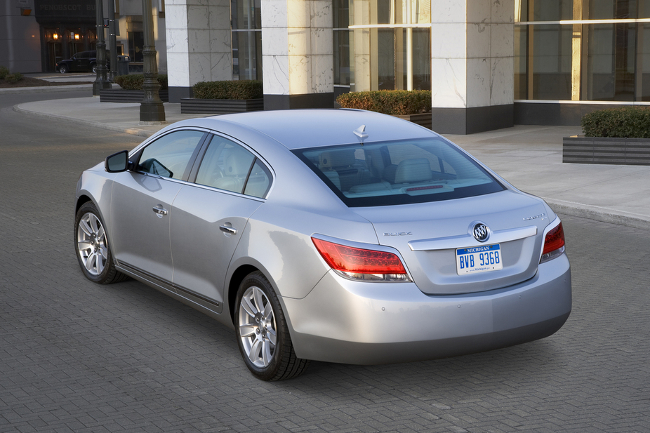 Buick LaCrosse CXL FWD