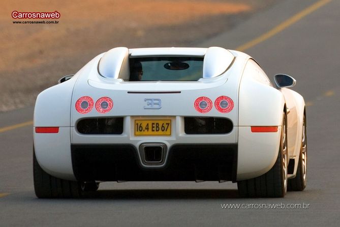 Bugatti Veyron 16.4 Grand Sport Vitesse Bugatti Veyron 16.4 Grand Sport Vitesse