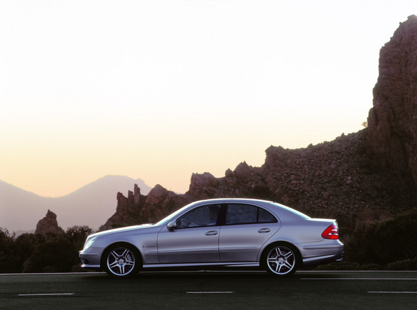 Mercedes-Benz E 55 AMG