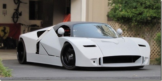 Concept Ford GT90 in garage