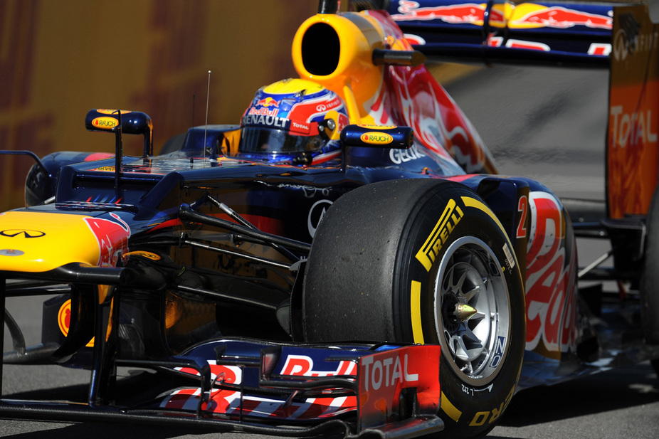 Red Bull owner Dietrich Mateschitz thinks the Pirelli tires are turning F1 into a lottery