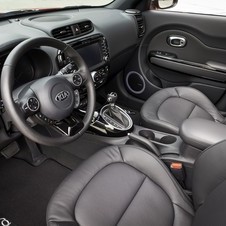 O interior do novo Soul utiliza formas circulares