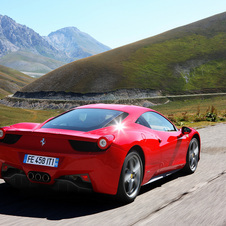 Ferrari 458 Italia receives international awards