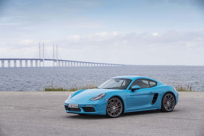 Porsche 718 Cayman S PDK