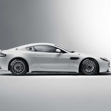Aston Martin Vantage GT4