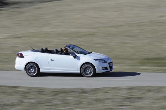 New Mégane GT and GT Line arrive in June New Mégane GT and GT Line arrive in June