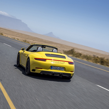 Porsche 911 Carrera 4 GTS Cabriolet