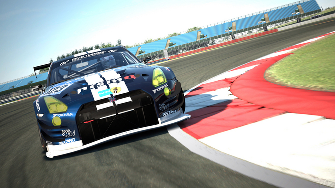 Gamers can drive a Leaf, 370Z and GT-R Gamers can drive a Leaf, 370Z and GT-R