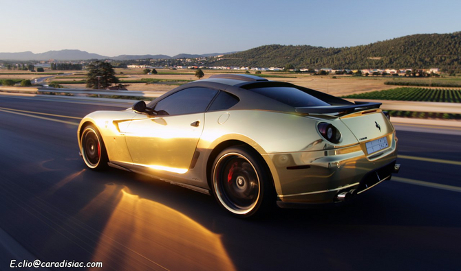 Autoviva's Facebook Avatar Photo Contest - August 2011 Autoviva's Facebook Avatar Photo Contest - August 2011