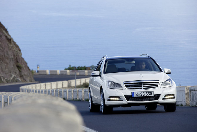 Facelifted C-Class to arrive in the spring Facelifted C-Class to arrive in the spring