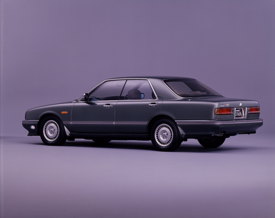 Nissan Cedric Cima Type II-S