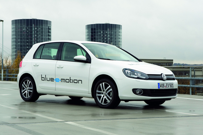 Volkswagen Golf blue-e-motion