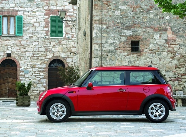 MINI (BMW) One D