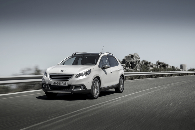 Peugeot 2008 Style 1.2 PureTech