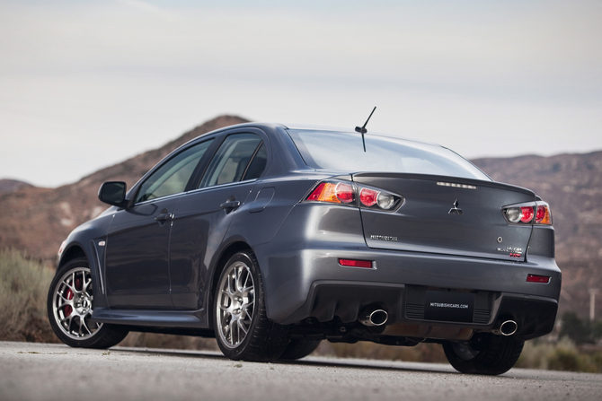 Mitsubishi Lancer Evolution MR Touring