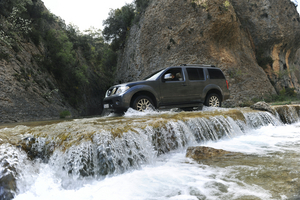 Nissan Pathfinder 2.5 dCi XE Pack 5L