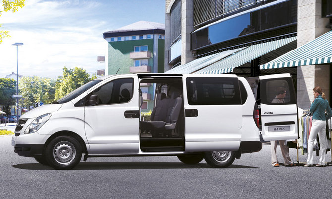 Hyundai H-1 Travel 2.5 CRDi