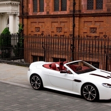 Aston Martin V12 Vantage Roadster