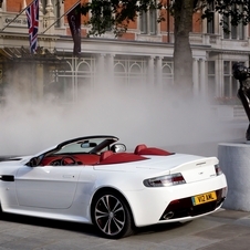 Aston Martin V12 Vantage Roadster