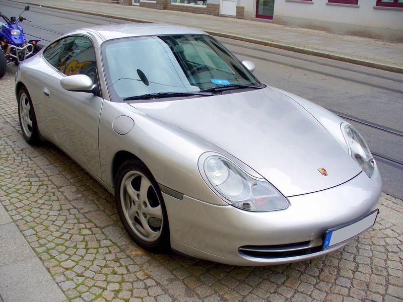 Porsche 911 Carrera {996}