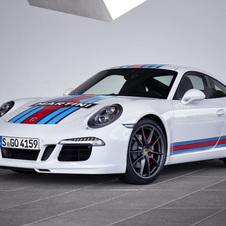 Porsche 911 Carrera S PDK Martini Racing Edition