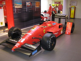 Ferrari F1-87