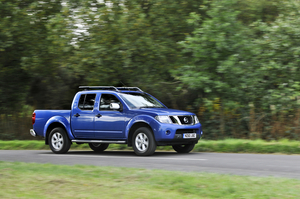 Nissan Navara 2.5 dCi 190hp 4x4 Double Cab SE A/T