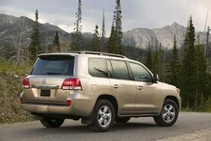 Toyota Land Cruiser V8