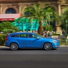 Volvo V60 D5 Momentum Geartronic