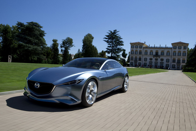 Mazda brings all-new Mazda5 and Shinari Concept to LA Mazda brings all-new Mazda5 and Shinari Concept to LA