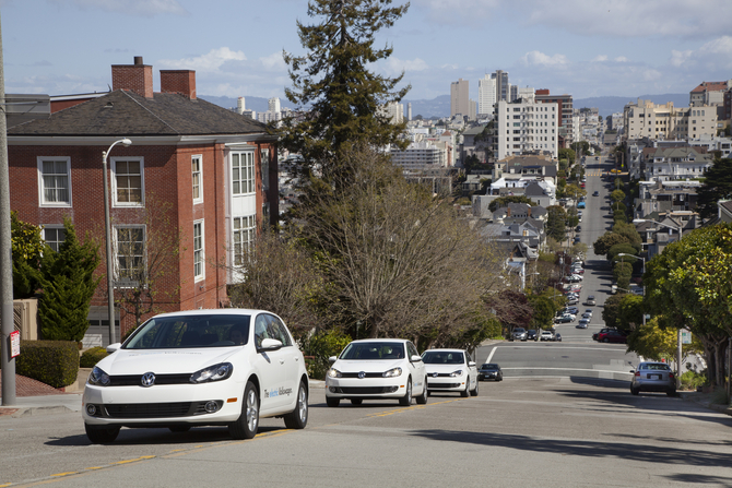 Volkswagen Begin E-Golf Test in US Volkswagen Begin E-Golf Test in US
