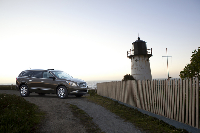 Buick Gives 2013 Enclave LED Lighting and Better Interior