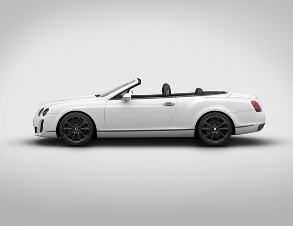 Bentley SuperSports Shatters World Speed Record on Sheet Ice Bentley SuperSports Shatters World Speed Record on Sheet Ice