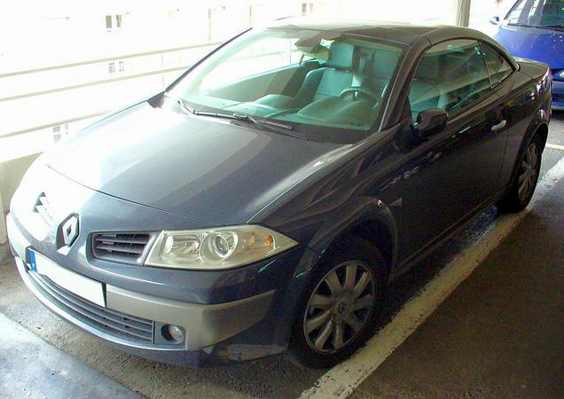 Renault Megane II Coupé 1.9 dCi Automatic