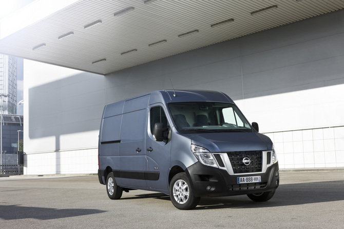 Nissan NV400 L2H2 3,5T 2.3 dCi Basic