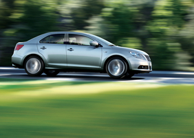 Suzuki Kizashi SE FWD