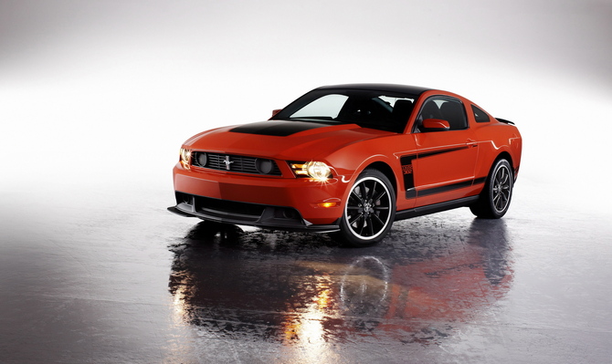 Mustang Boss 302 makes comeback Mustang Boss 302 makes comeback