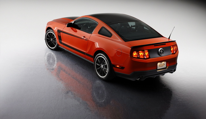 Mustang Boss 302 makes comeback Mustang Boss 302 makes comeback