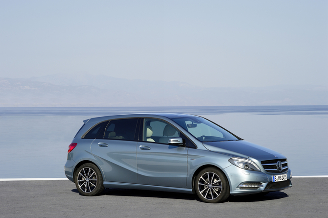 Mercedes-Benz B 180 BlueEFFICIENCY Sports Tourer AT