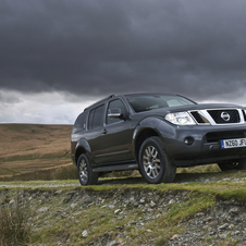 Nissan Pathfinder 3.0 V6 dCi AT LE 7L